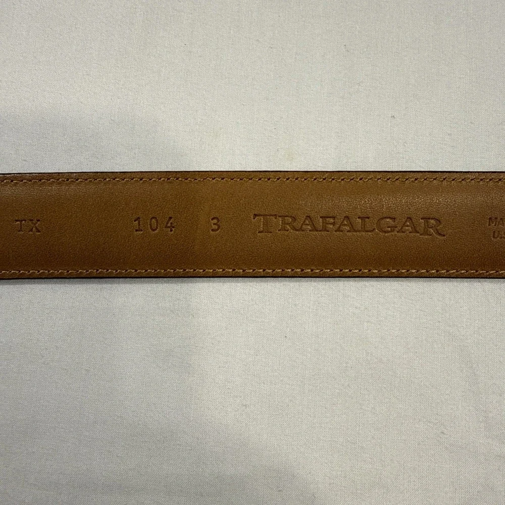 BELTS MENS 44 Trafalgar Brown‎ Cortina Leather Alligator Style Made in USA